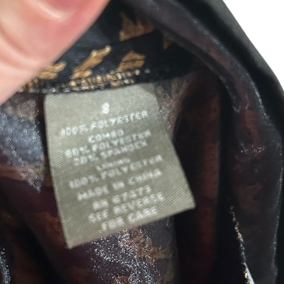 Taylor black and gold cocktail formal party mini dress Size 8 but size 6 fit - Picture 8 of 8